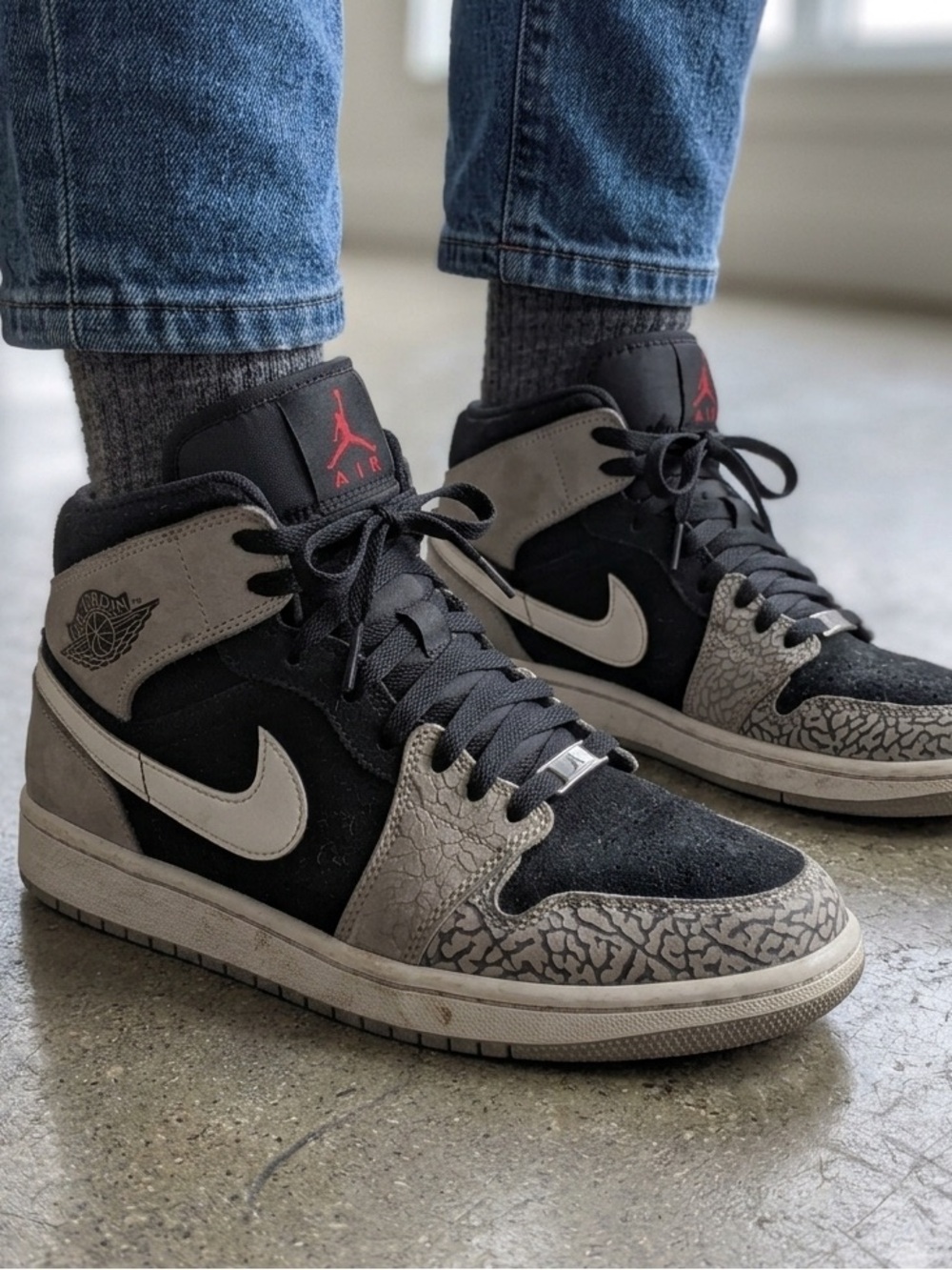 Nike Air Jordan 1 Mid SE Elephant Toe Black Grey Sneakers Men’s Size 11